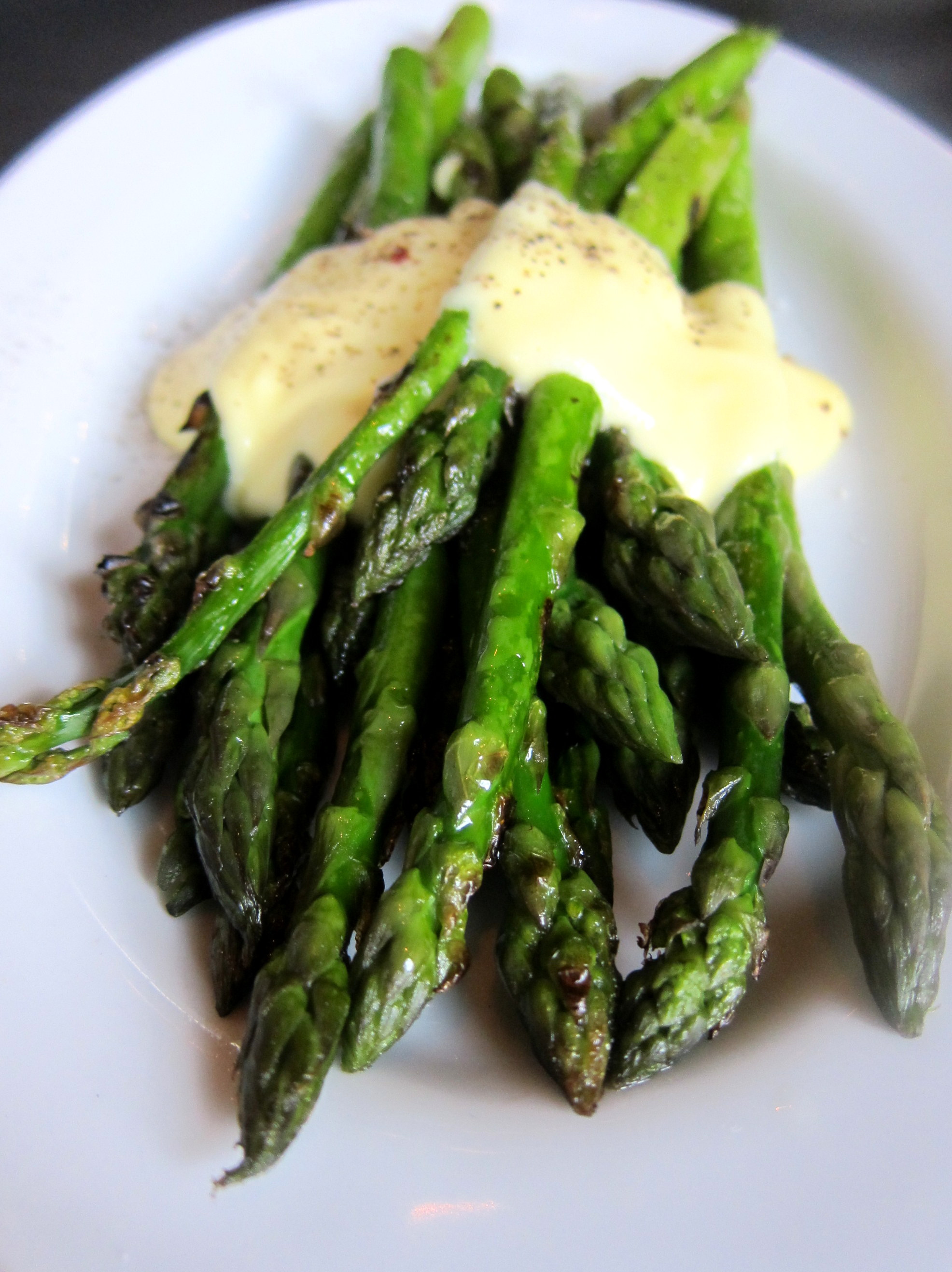 Pickled Asparagus: The Tangy and Crunchy Superfood for Your Health!