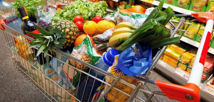 10 Tips for Eating Healthy on a Budget While Grocery Shopping
