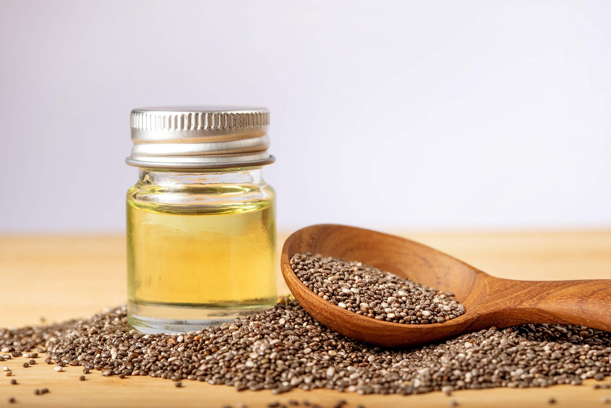 Unlock the Benefits of Chia Seed Oil: A Comprehensive Guide