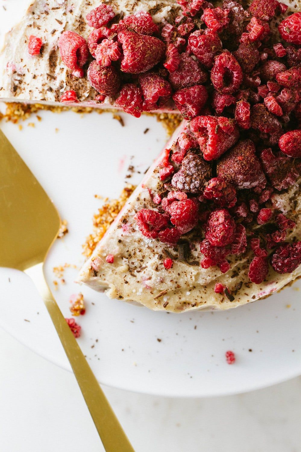 Indulge in Nut-Based Desserts: Healthy and Delicious Treats!