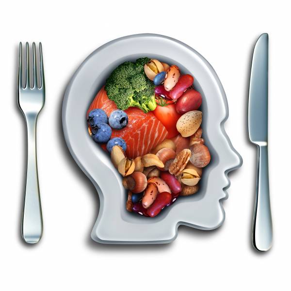 “Feed Your Brain: The Importance of Healthy Eating for Optimal Cognitive Function”