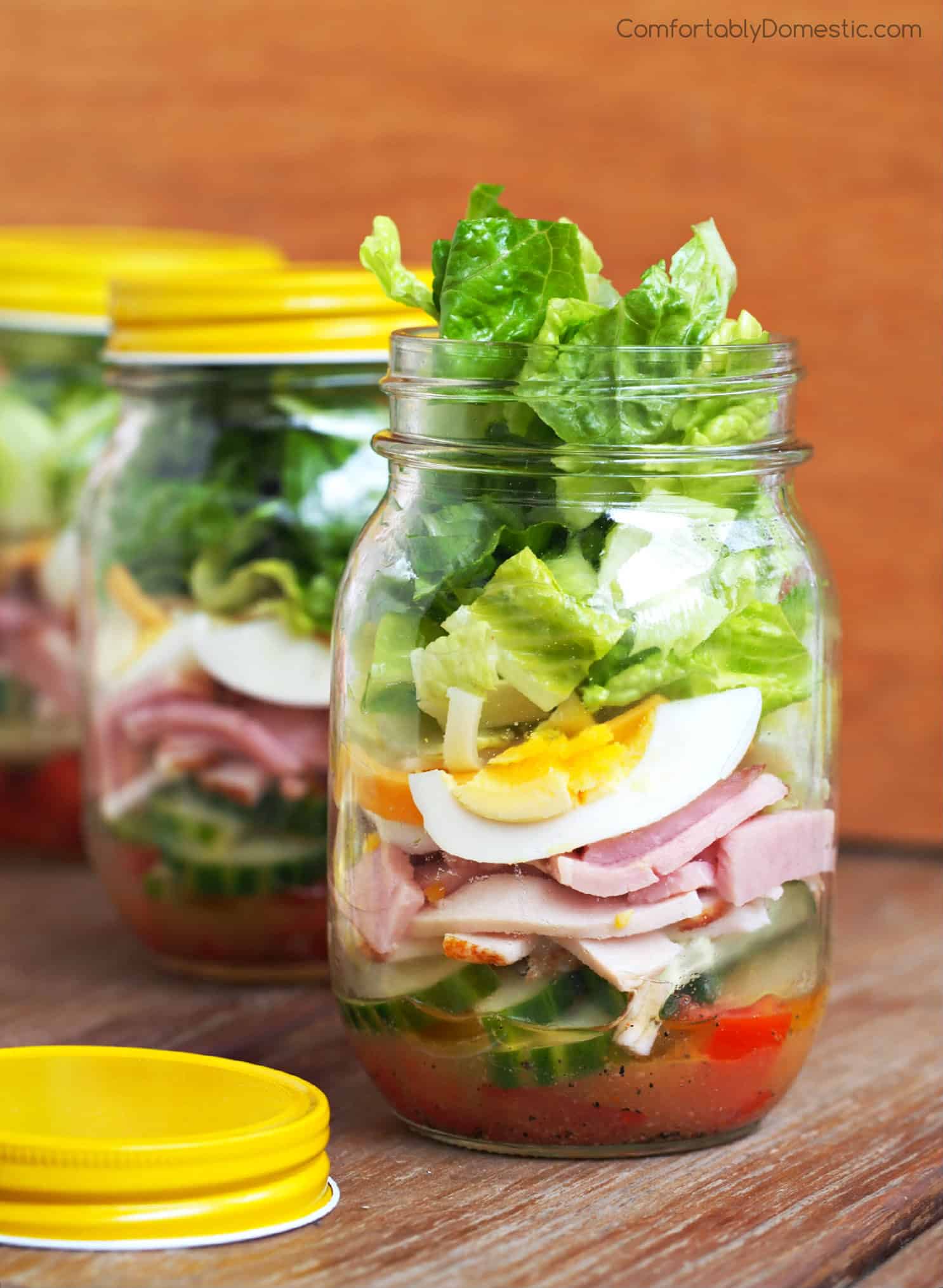 5 Salad Jar Recipes for Healthy Eating On-the-Go