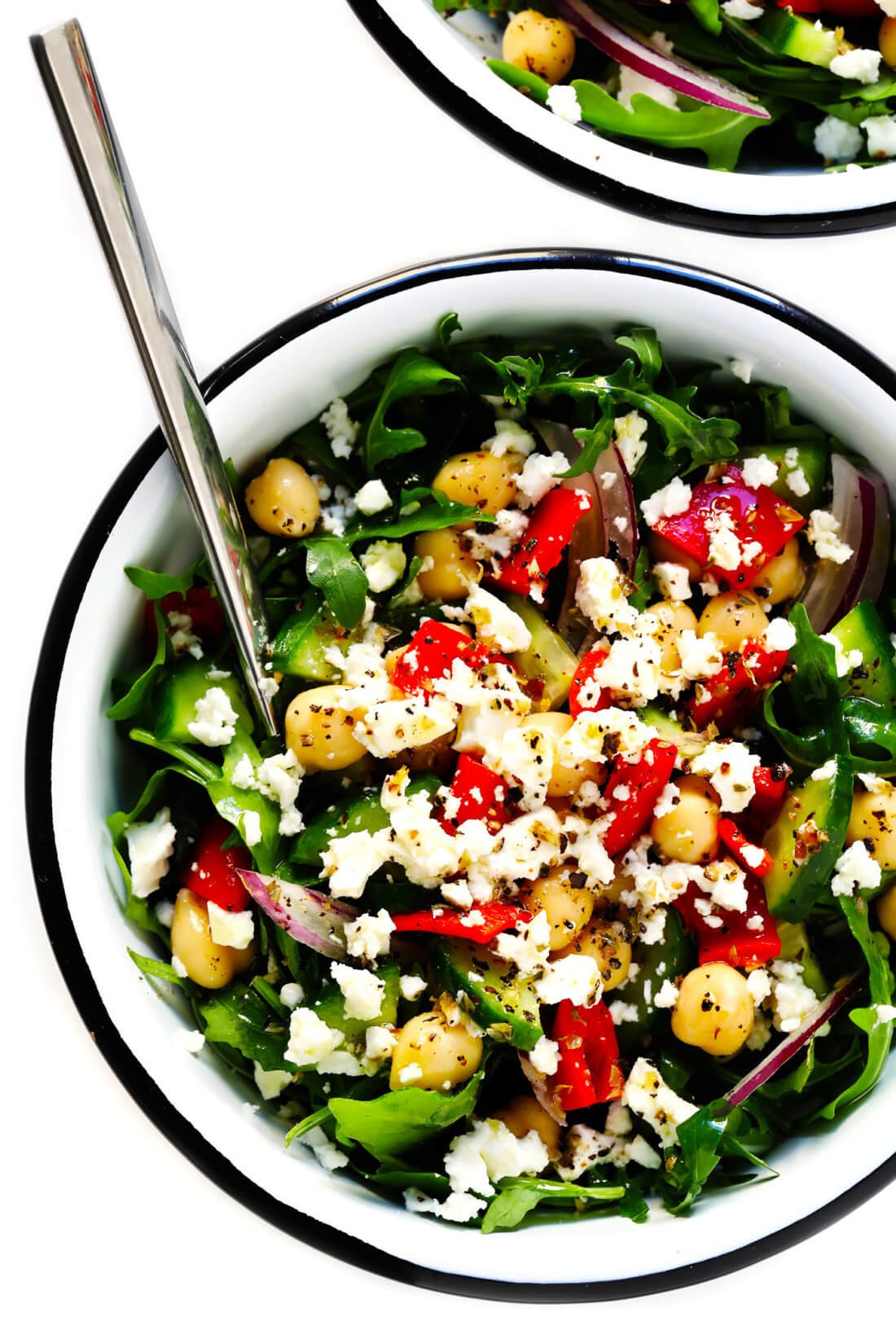 Mediterranean-Style Salads and Dressings: A Deliciously Healthy Choice!
