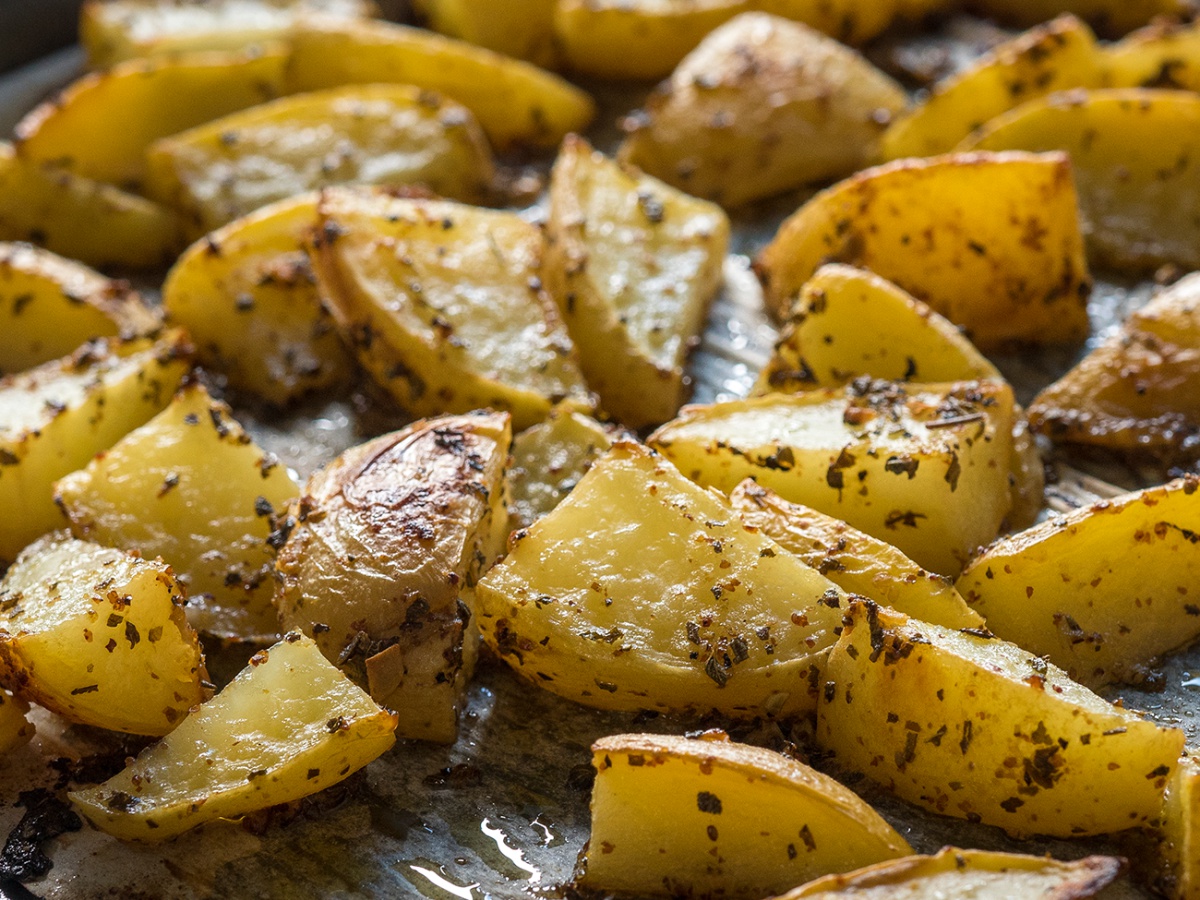 Lemon Garlic Roasted: A Delicious and Healthy Dish to Try Out!