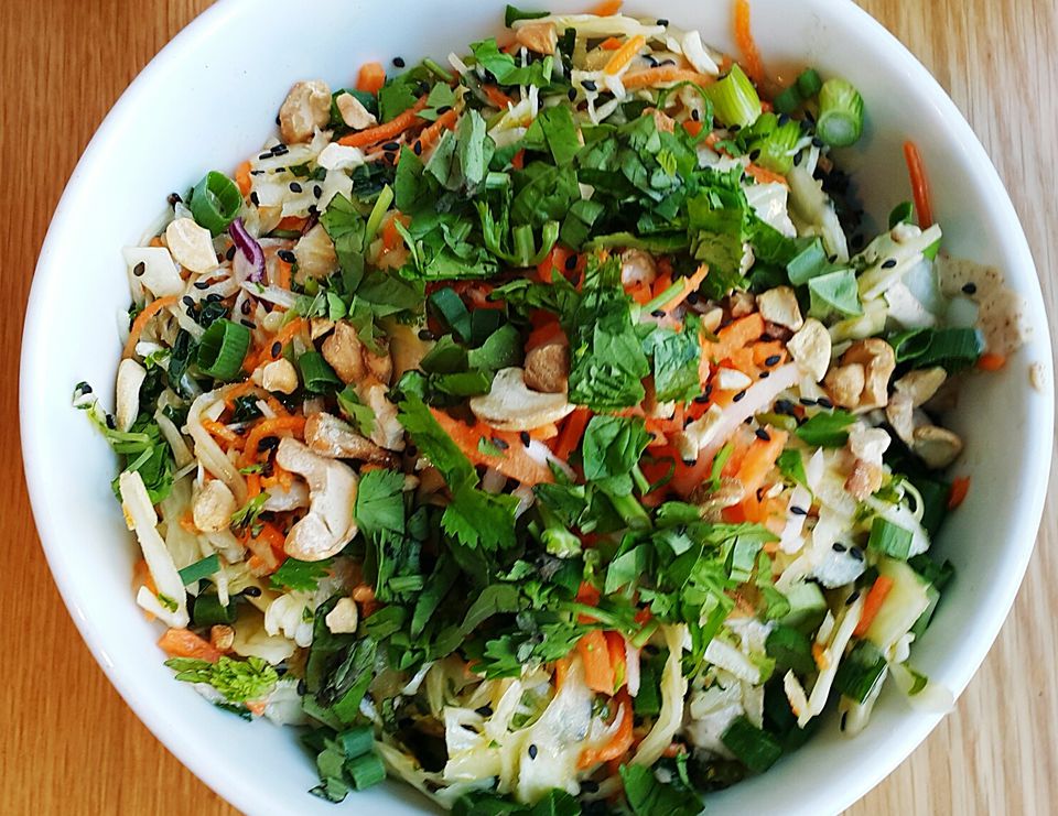 "Raw Vegan Salads: The Nutrient-Dense, Flavorful Meal Trend Taking Over!"