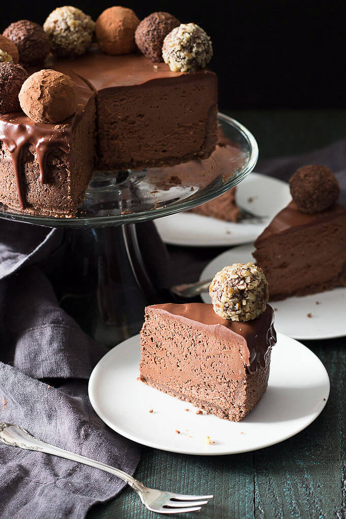 Satisfy Your Sweet Tooth Without the Guilt: 5 Delicious Low-Carb Desserts to Try