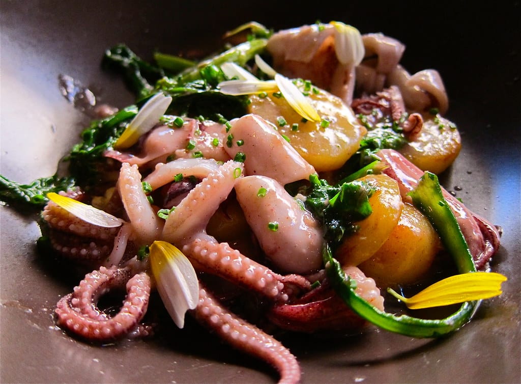 “Low-Carb Pescatarianism: The Healthy and Sustainable Diet You Need to Try”