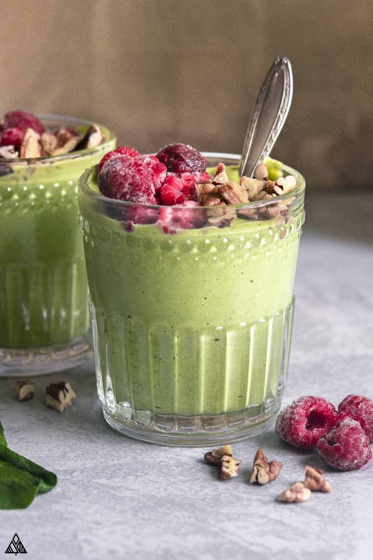 5 Delicious Low-Carb Smoothie Recipes to Satisfy Your Cravings and Keep You Healthy