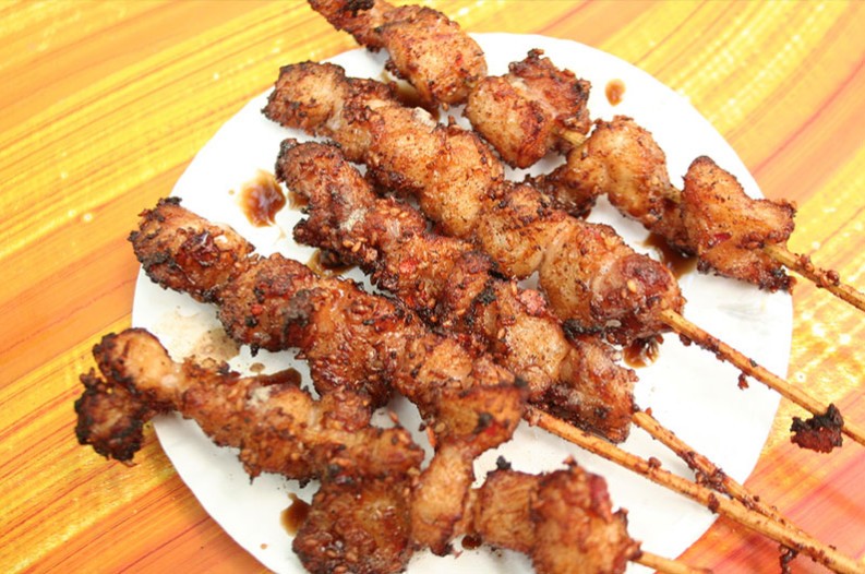 “Chomp on This: Alligator Meat Gains Popularity for its Unique Taste and Nutritional Benefits”