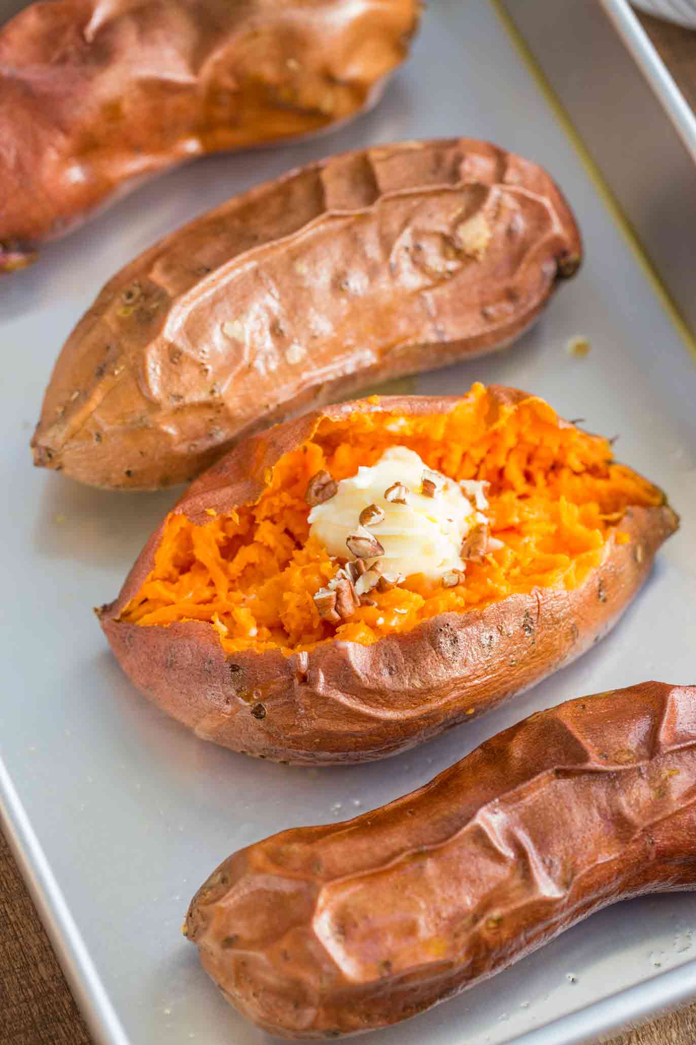 Get Your Nutrients and Enjoy Delicious Flavor with Baked Sweet Potatoes!