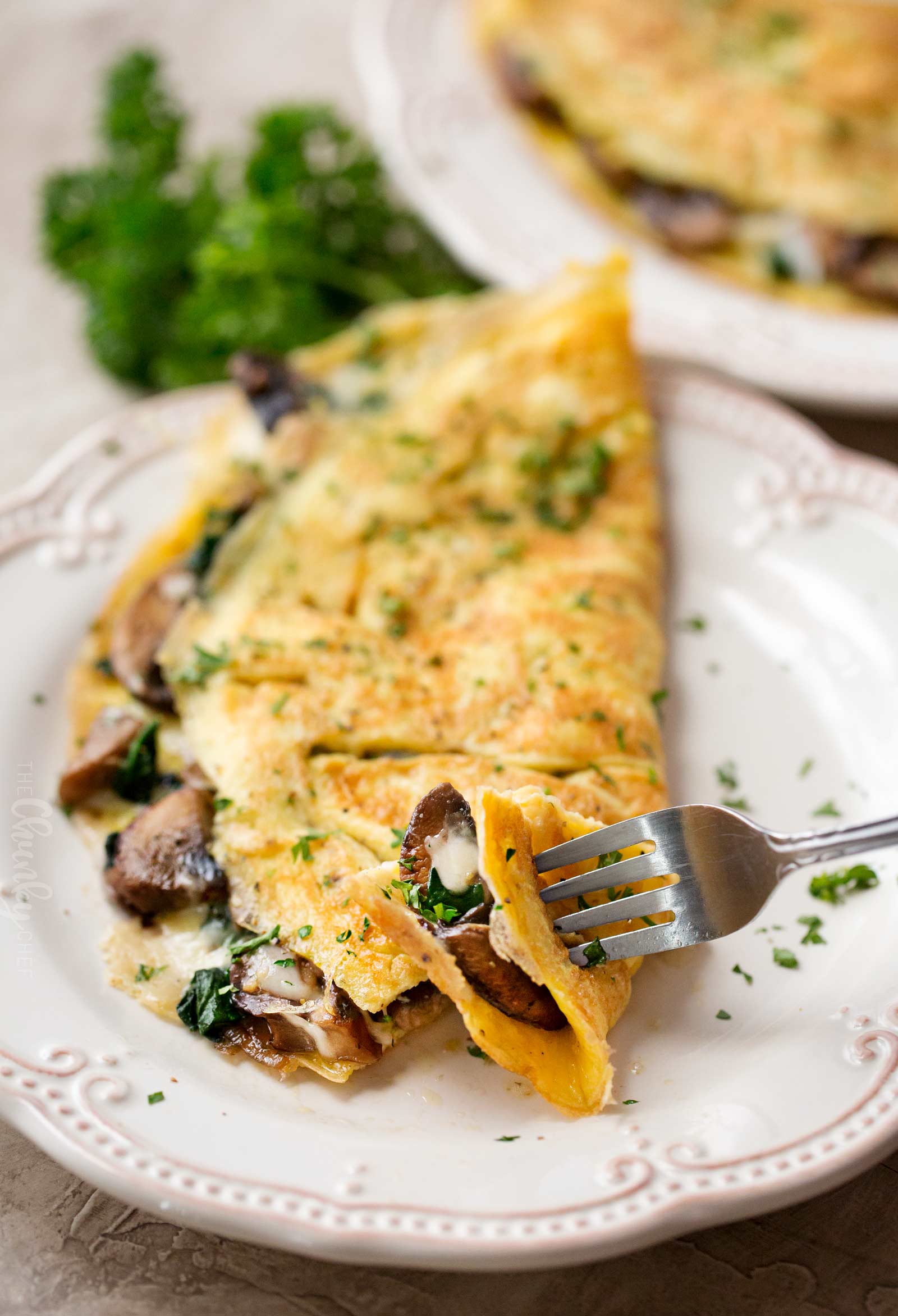 Fuel Your Day with a Nutritious Spinach and Mushroom Omelette!