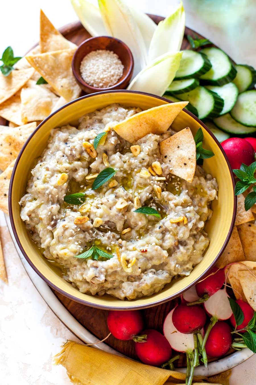 “Baba Ghanoush: The Delicious and Healthy Middle Eastern Dip Taking the World by Storm!”
