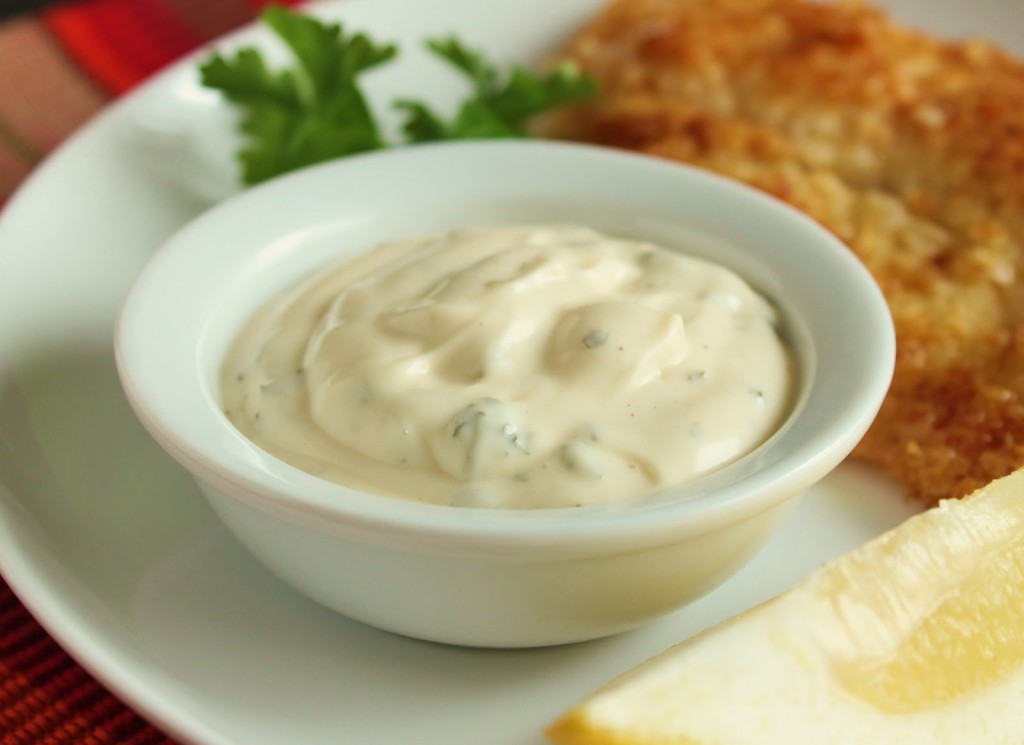 “Garlic Sauce: The Versatile Condiment Packed with Health Benefits”