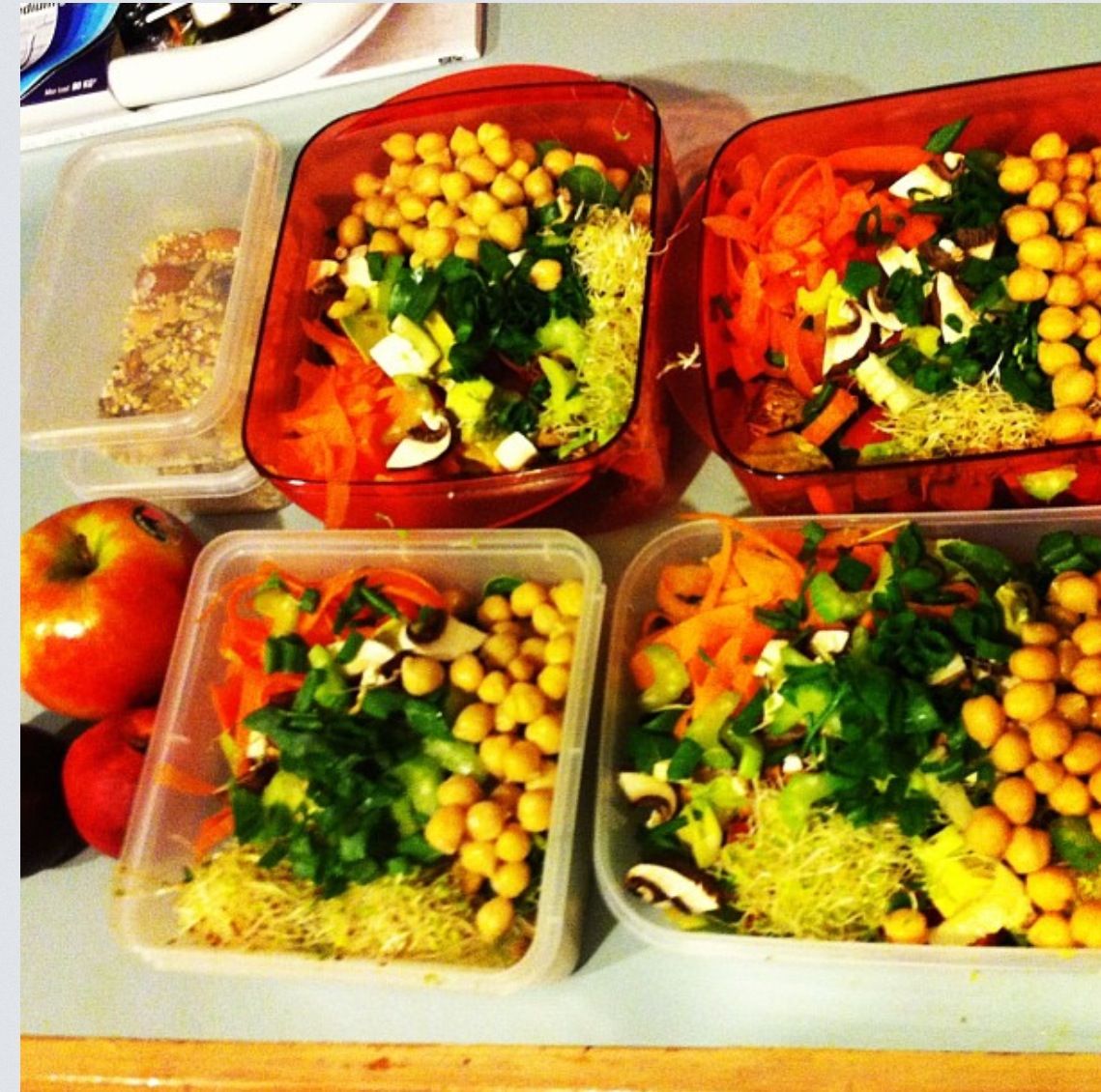 Convenient and Delicious: Mastering Vegan Meal Prep for a Busy Lifestyle