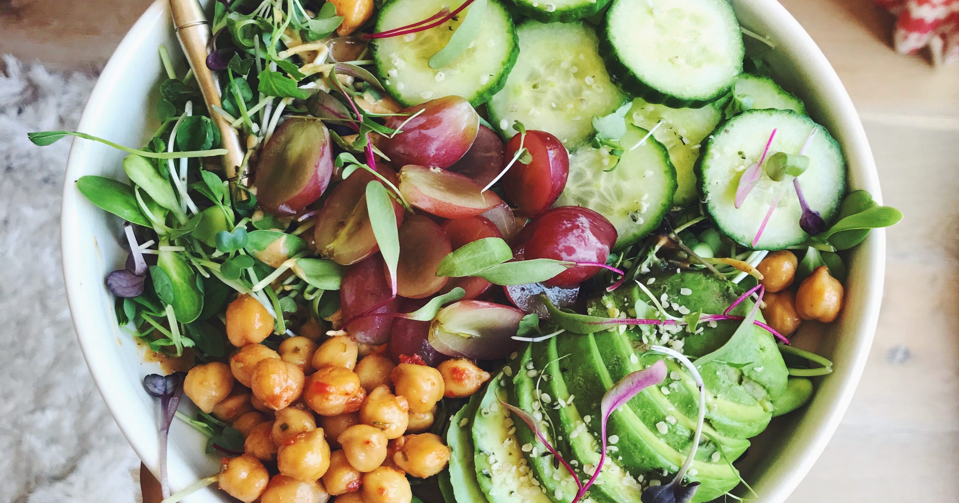 Elevate Your Meals with Microgreen Garnishing: Bursting with Flavor and Nutrition