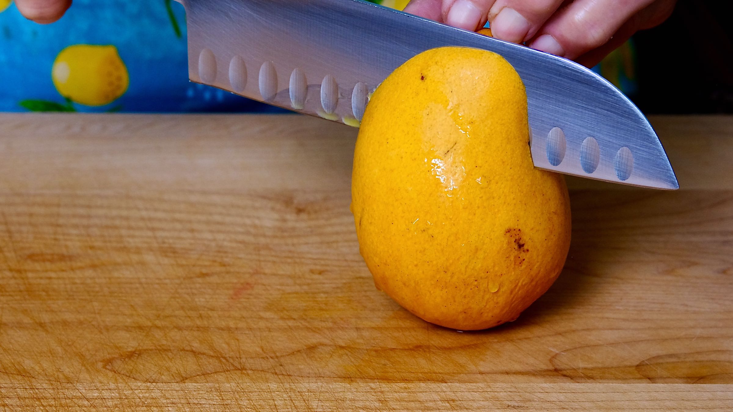 Master the Art of Mango Cutting: Slice, Scoop, and Savor the Sweetness!