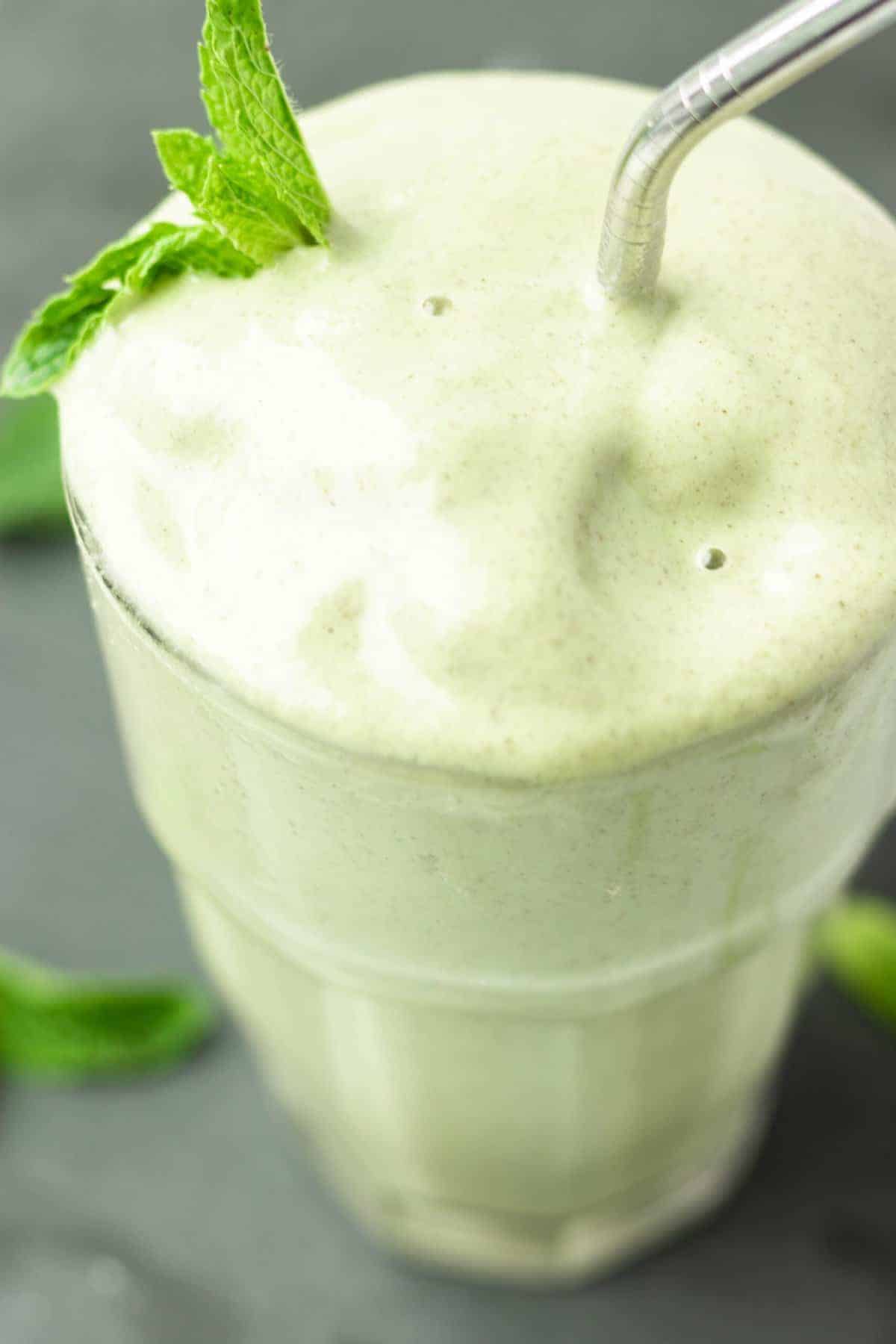 “Get your daily dose of green goodness with these delicious wheatgrass smoothie recipes!”