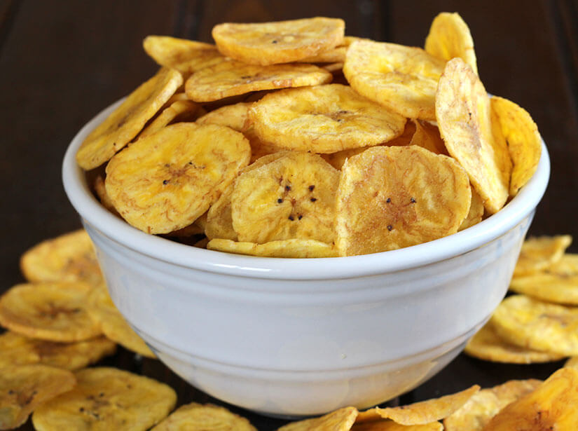 Delicious and Nutritious: Homemade Banana Chips for Healthy Snacking!