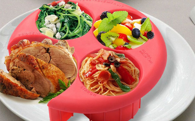 “Mastering Portion Control: Stay on Track at Parties and Events with These Tips!”