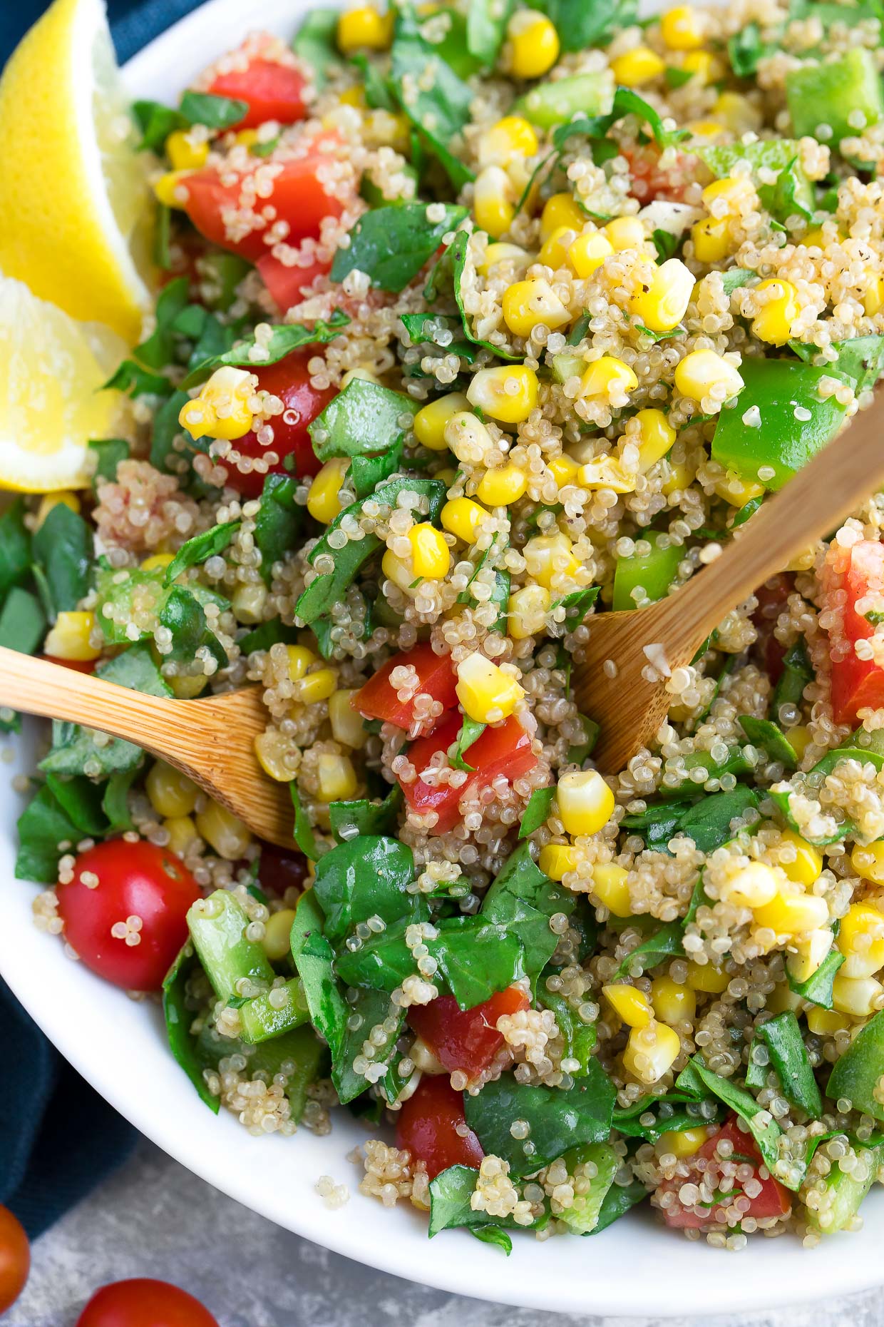 “Quinoa Bowls: Nutritious, Delicious, and Customizable!”