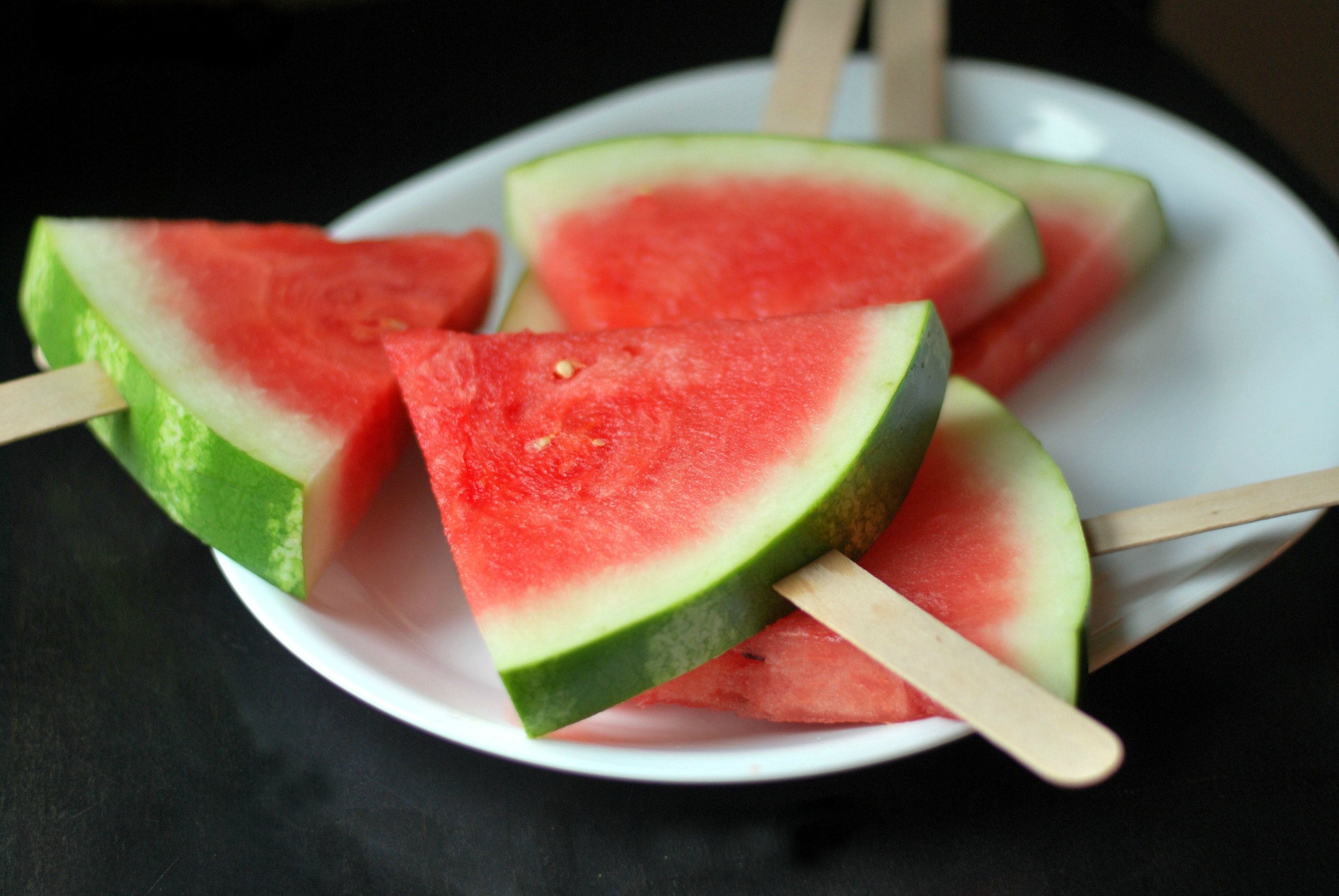 Beat the Heat with Refreshing and Healthy Watermelon Popsicle Recipes!