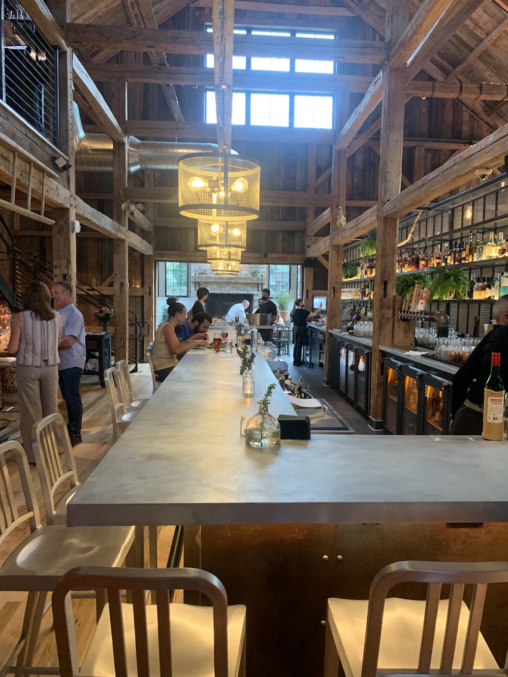 Farm-to-Table Restaurants: Fresh Flavors and Local Support