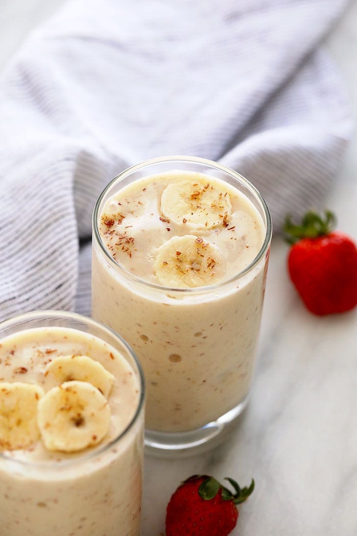 “Banana Smoothie Bonanza: 5 Delicious Recipes to Satisfy Your Cravings!”