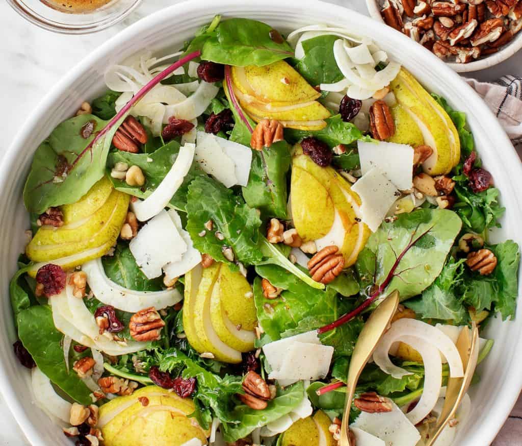 Fresh and Flavorful: Seasonal Salads for Healthy Eating All Year Round