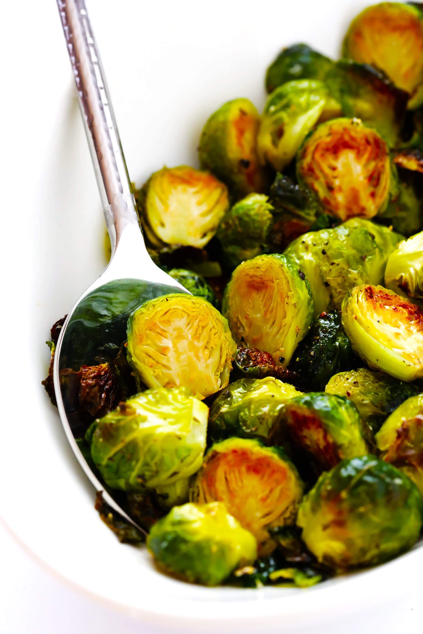 Spice Up Your Meals with Spicy Sriracha Brussels Sprouts!