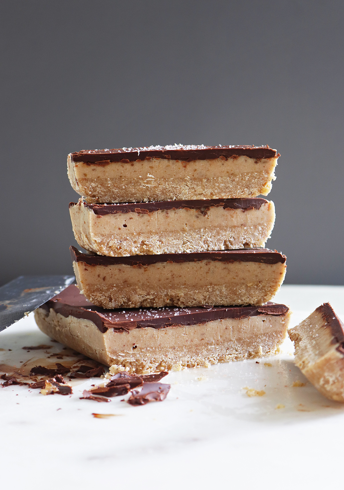 “Sweet Tooth Satisfied: Indulge in Delicious Vegan Desserts Without Refined Sugar or Artificial Sweeteners!”