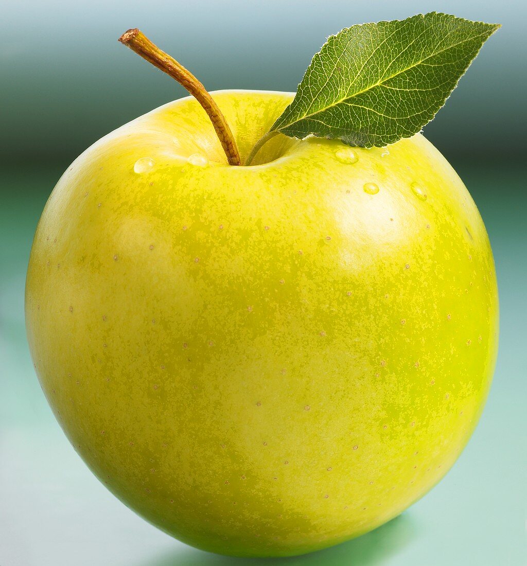 Golden Delicious: The Versatile and Nutritious Apple