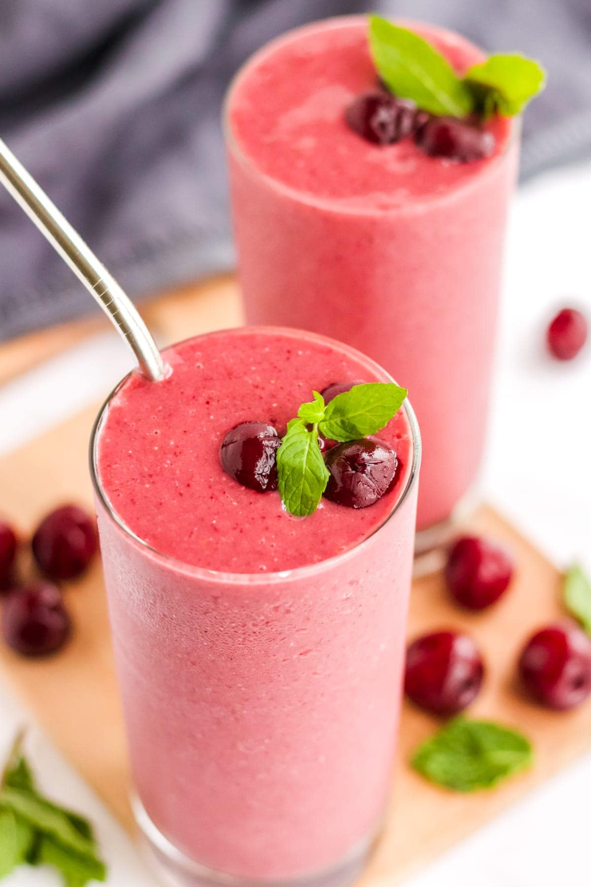 “Stay Cool and Nourished with These Refreshing Summer Smoothies!”