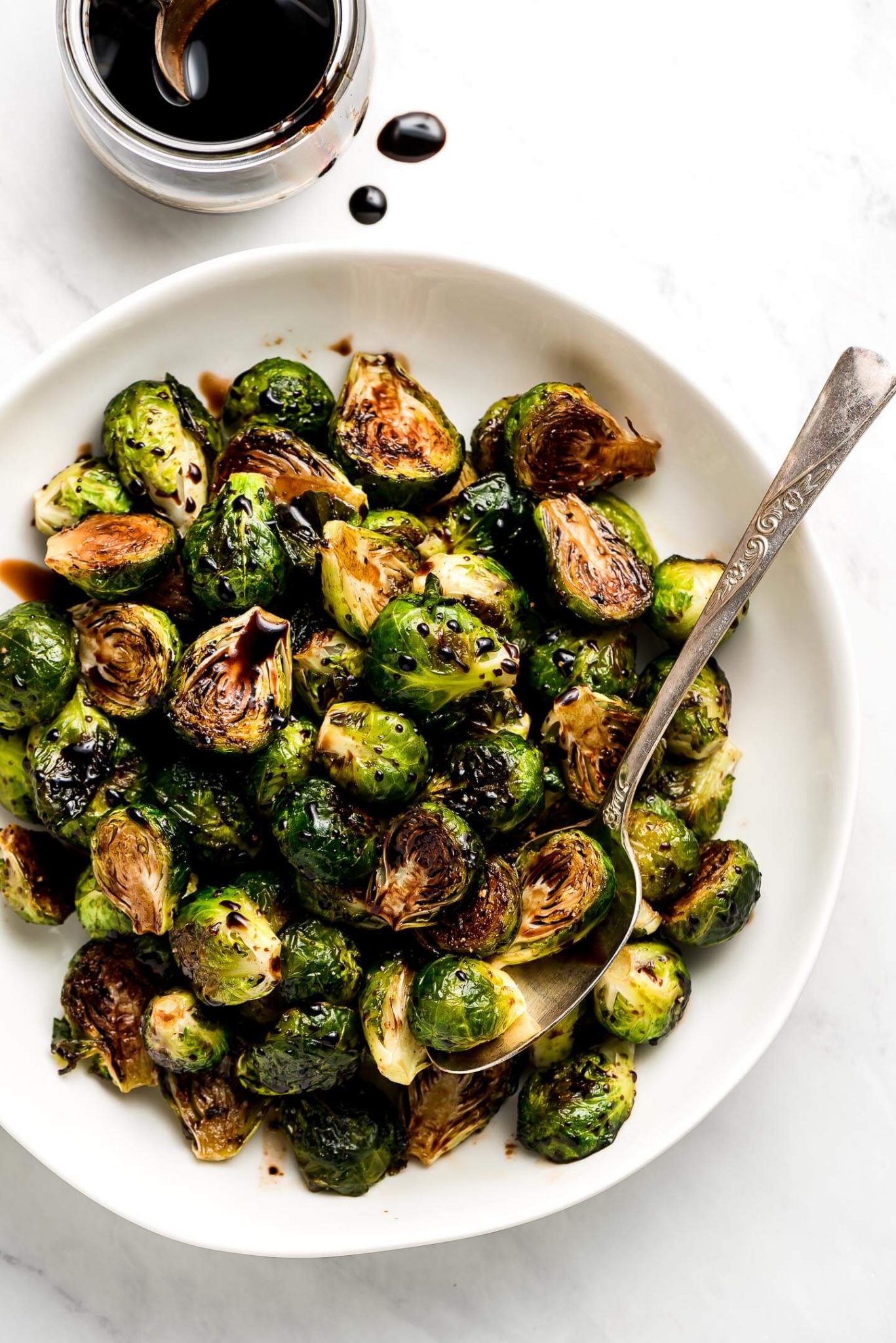 Roasted Brussels Sprouts with Balsamic Glaze: A Delicious and Nutritious Side Dish