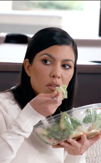“Kim Kardashian West’s Secret to Staying Fit and Fabulous: Healthy Eating Habits!”