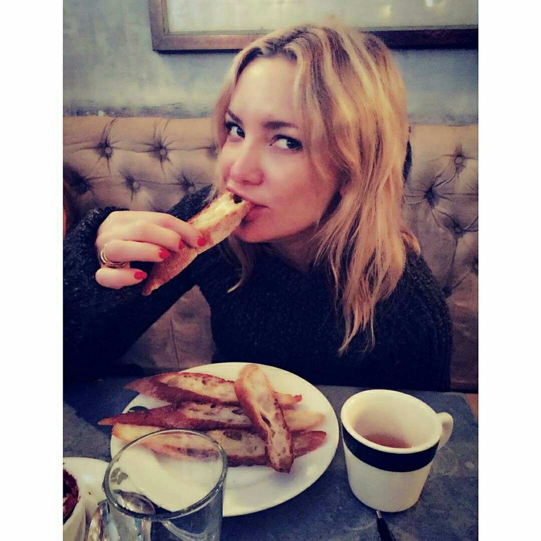 Kate Hudson’s Secrets to Healthy Living and Clean Eating Revealed