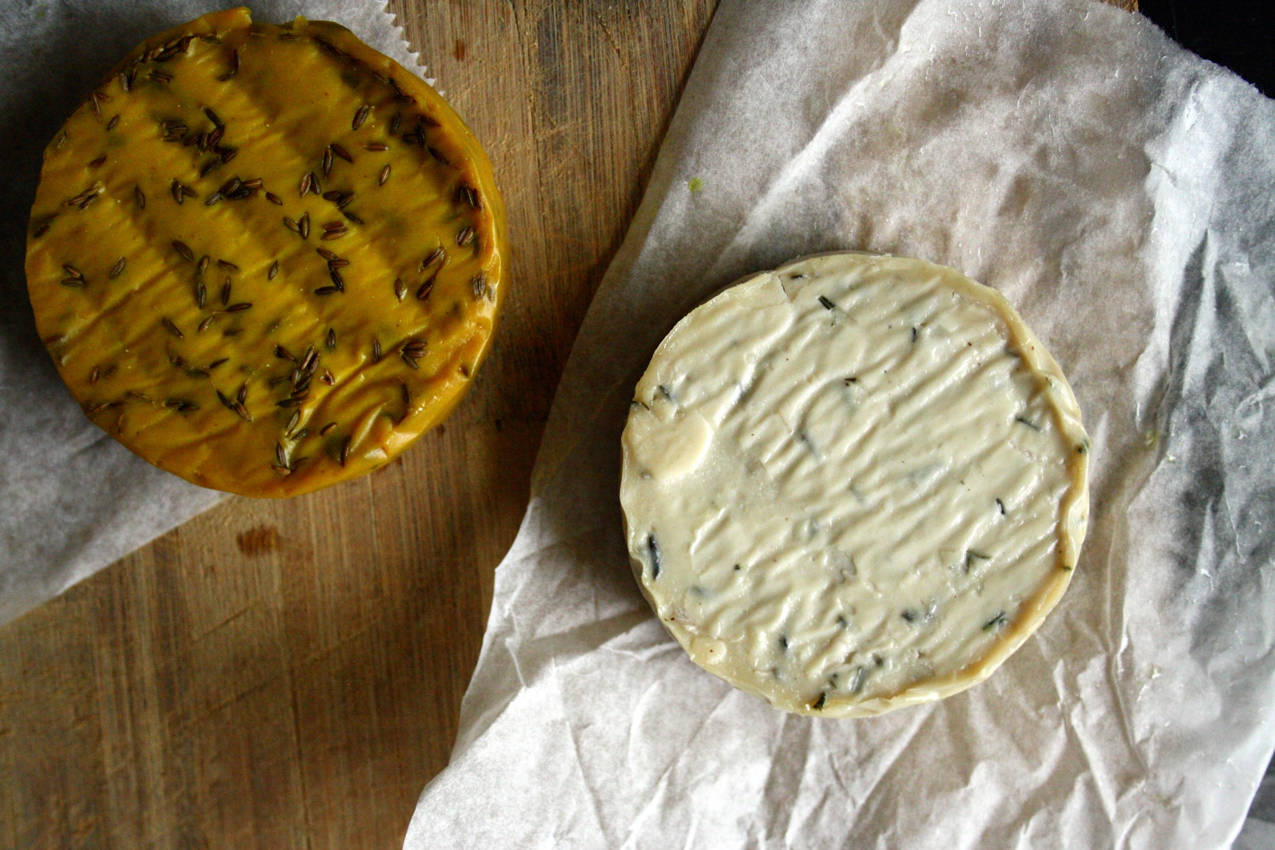 “Cheesy and Cost-Effective: Homemade Vegan Cheese Alternatives with Nutritional Yeast on the Rise”