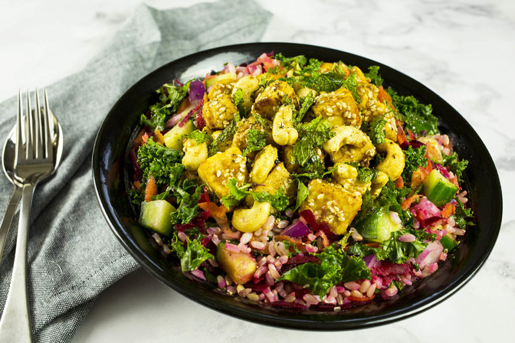 “Tempeh Takes Center Stage: Elevate Your Salads and Bowls with this Plant-Based Protein Powerhouse!”