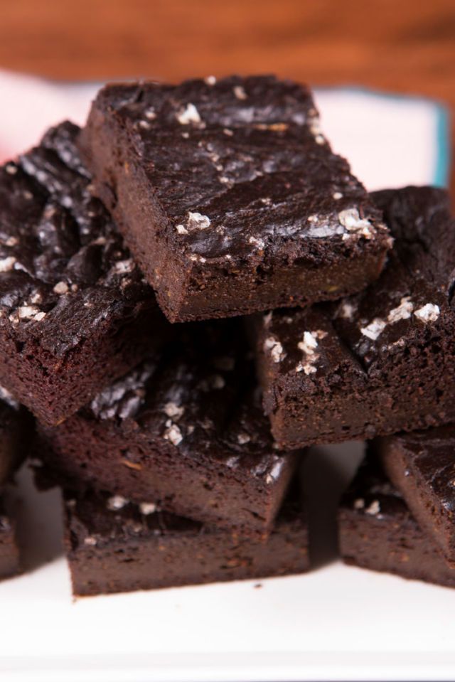 Satisfy Your Sweet Tooth on Keto: Delicious Desserts That Won’t Break the Diet