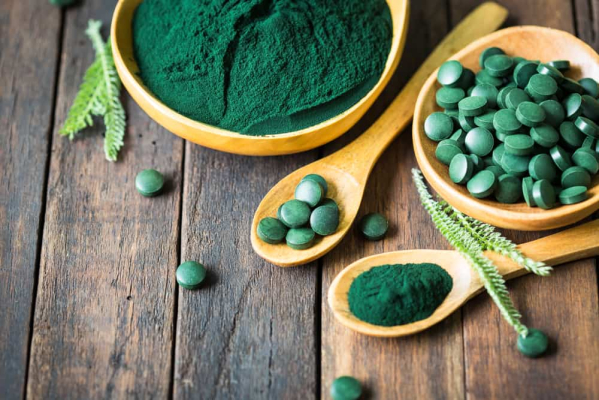 “Supercharge Your Health with Spirulina: Exploring the Incredible Benefits of this Blue-Green Algae”