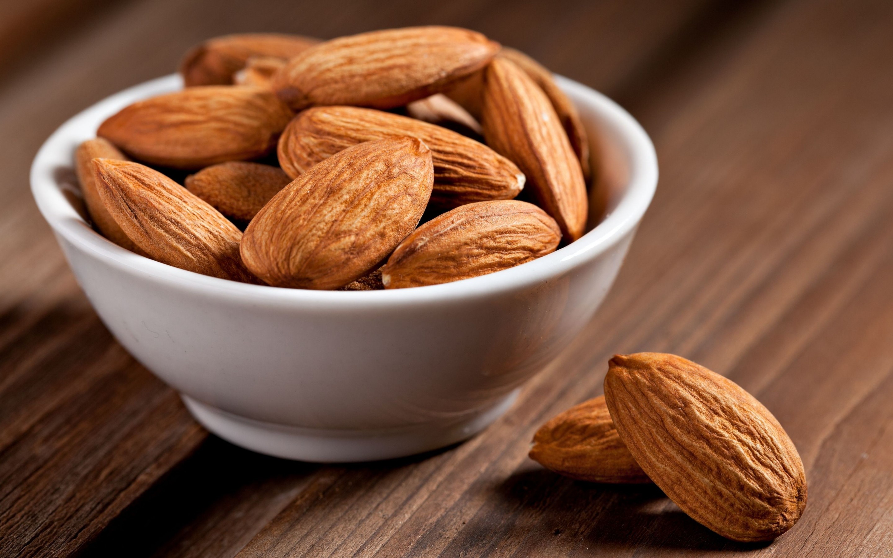 The Nutritional Powerhouse: Almonds for a Healthy Lifestyle