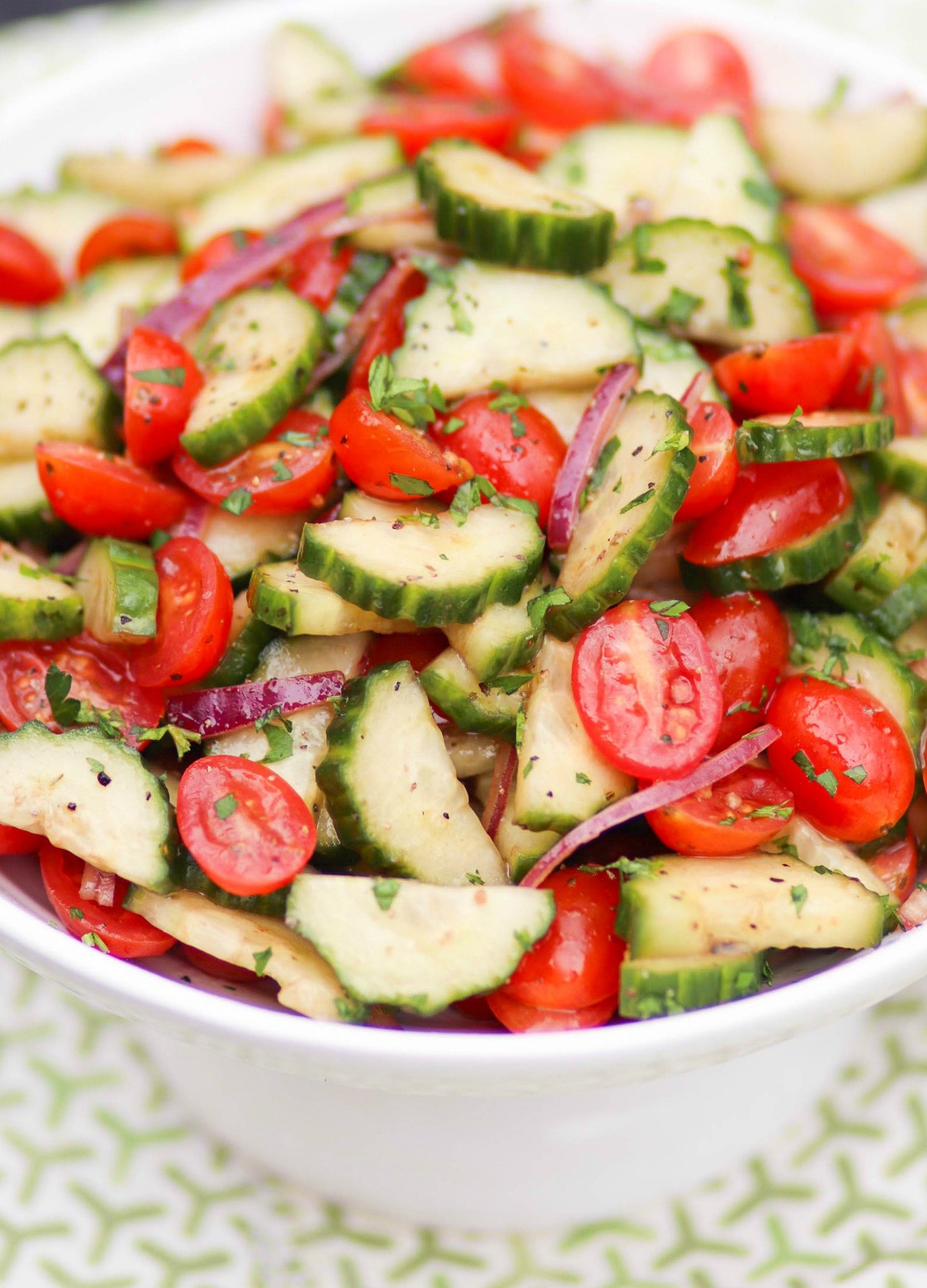 “Crisp and Colorful: Cucumber and Tomato Salad Brings Refreshment and Nutrition to the Table”