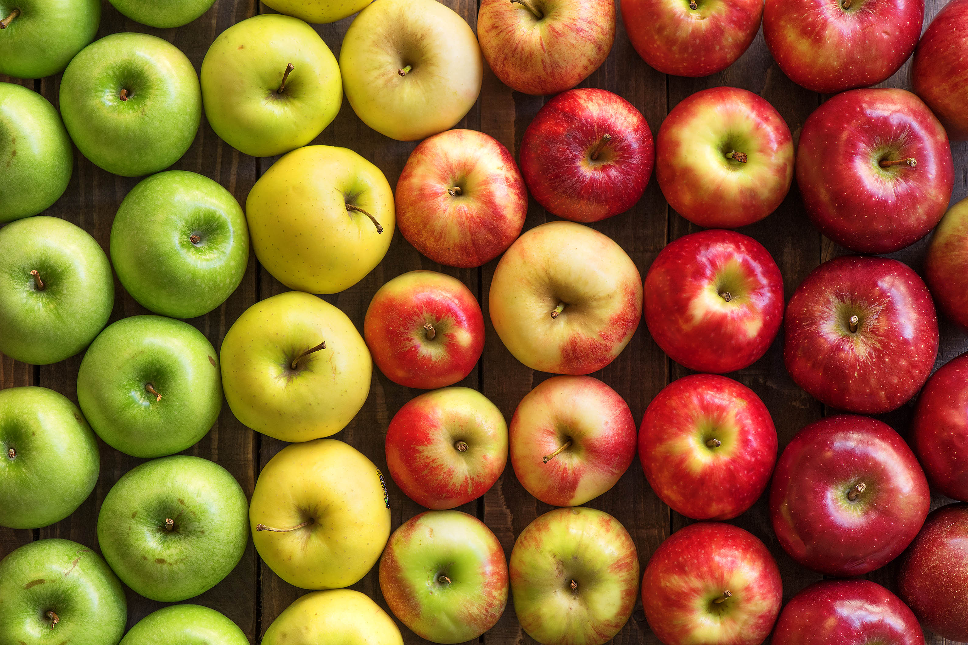 “Applelicious: Exploring the Versatility and Health Benefits of Apples Worldwide”