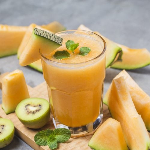 “Refreshing and Nutritious: The Power of Cantaloupe Juice Blends!”