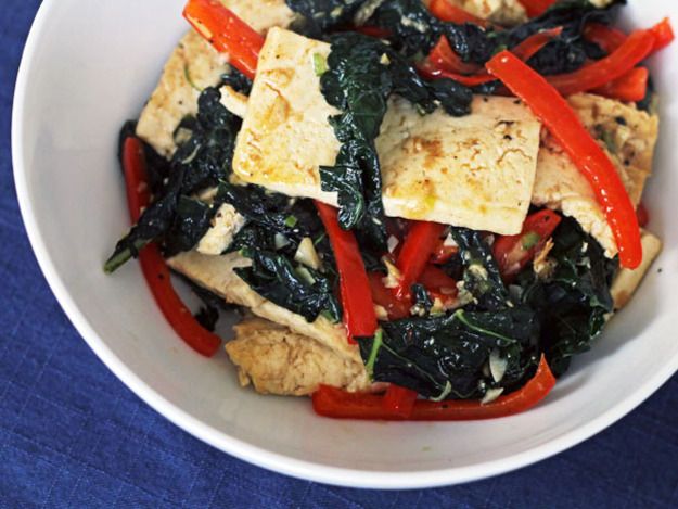 Spice up Your Meals with Nutrient-Packed Spicy Kale Stir-Fry with Tofu