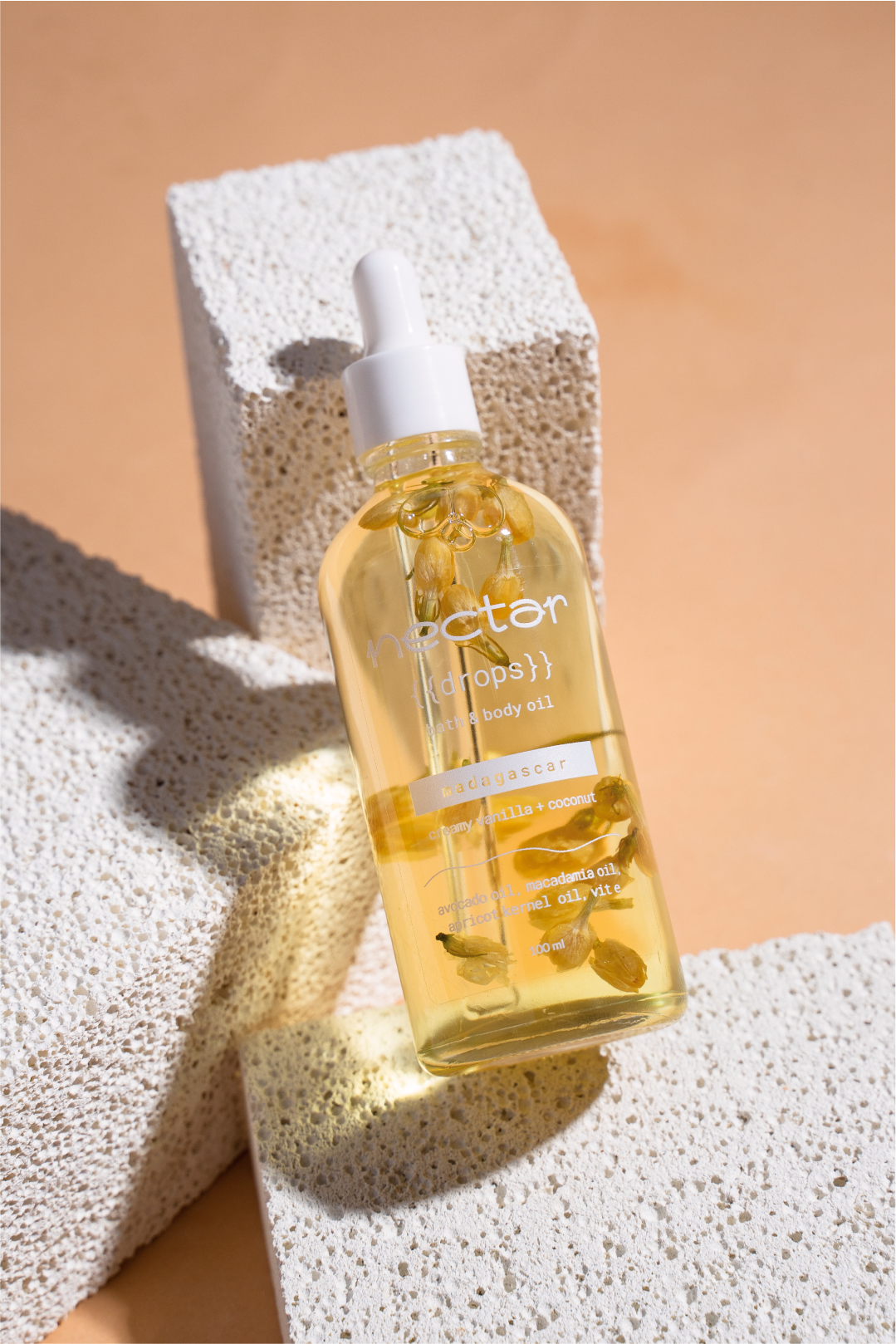 Unlock the Golden-Green Goodness of Avocado Oil: Beauty, Health, and Culinary Benefits Galore!