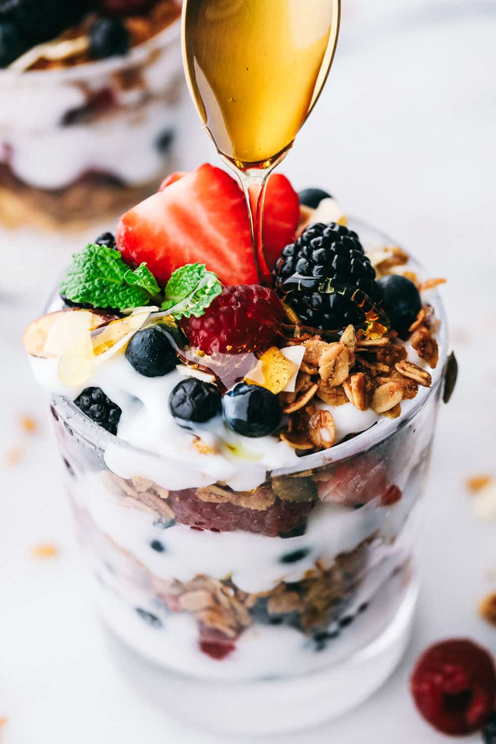 Indulge in Delicious and Nutritious Greek Yogurt Parfaits!