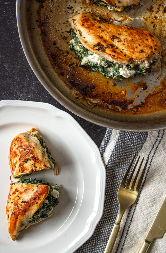 Delicious and Healthy Spinach & Feta Stuffed Chicken Recipe